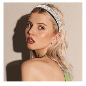 NWT Crystal Embellished White Rhinestone Gem Headband with Gold Accent